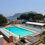 Daire Mondello D'amare