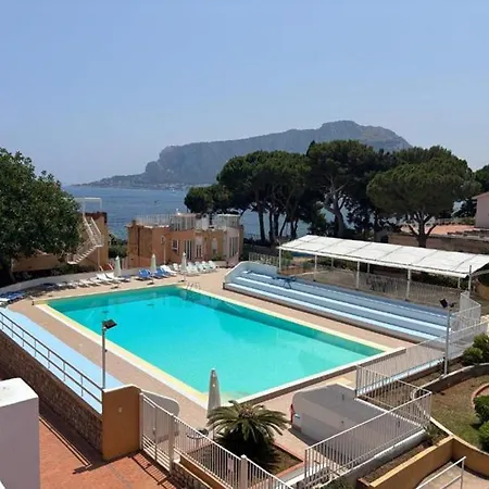 Διαμέρισμα Mondello D'amare
